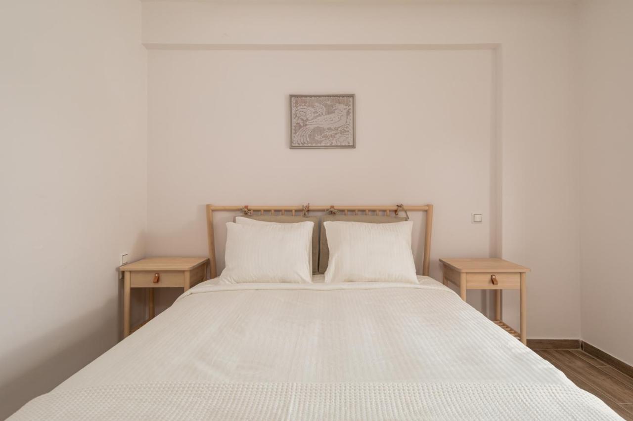 My Oneiro City Apartments Янина Екстериор снимка