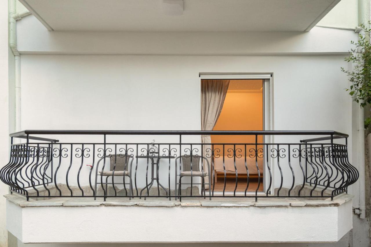 My Oneiro City Apartments Янина Екстериор снимка